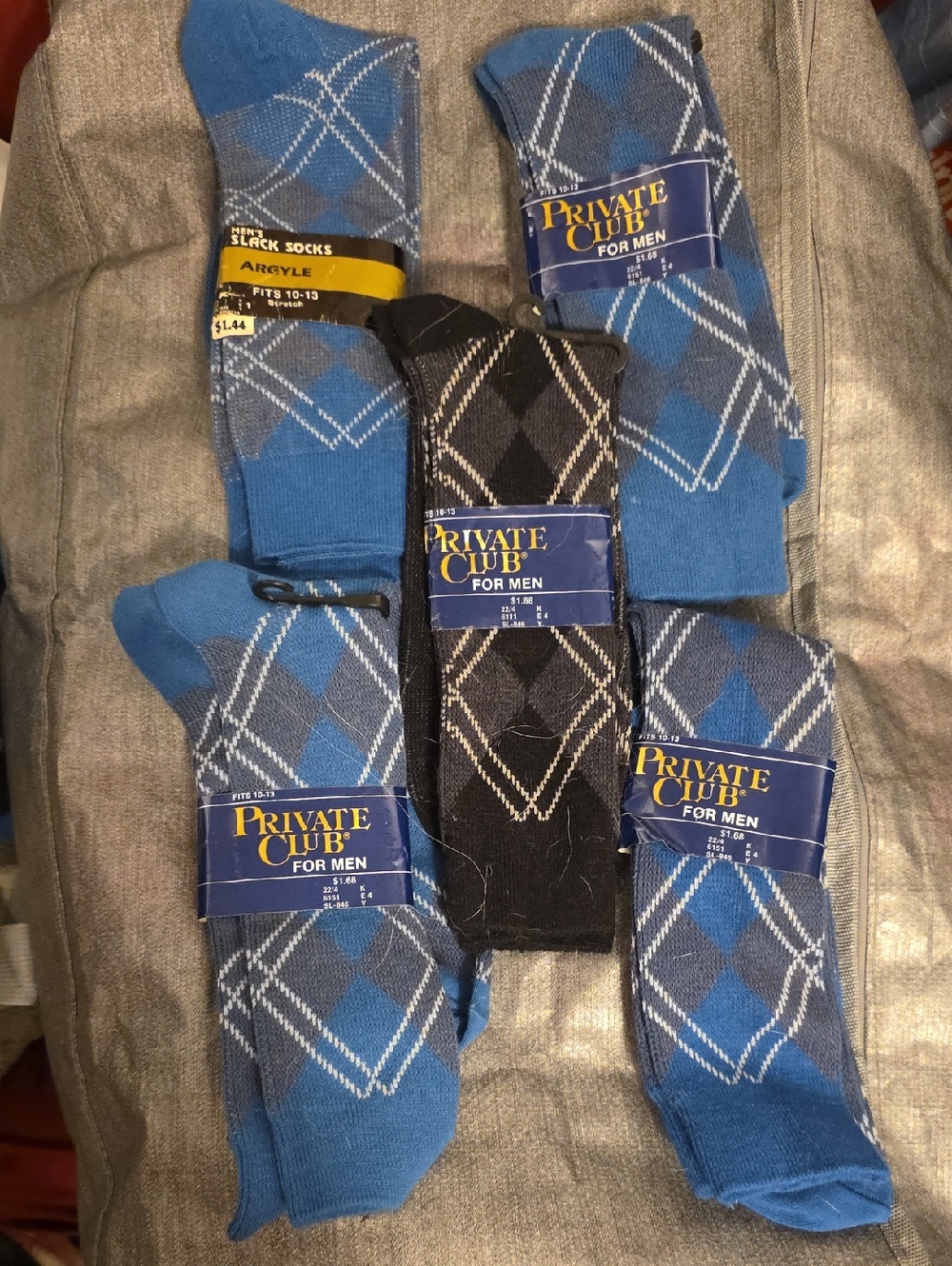 SET OF 5 - NWT- Men’s Blue & Grey Argyle Dress Socks